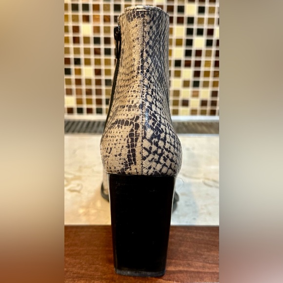 Maripe! Ankle Zip Boot/Eve/Leather Snakeskin/Size-7 - Picture 10 of 16